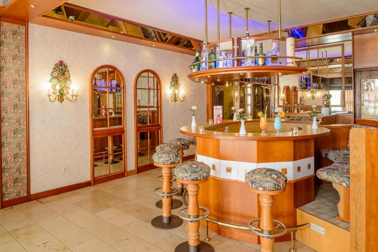 Hotel Goeller Хиршайд Экстерьер фото